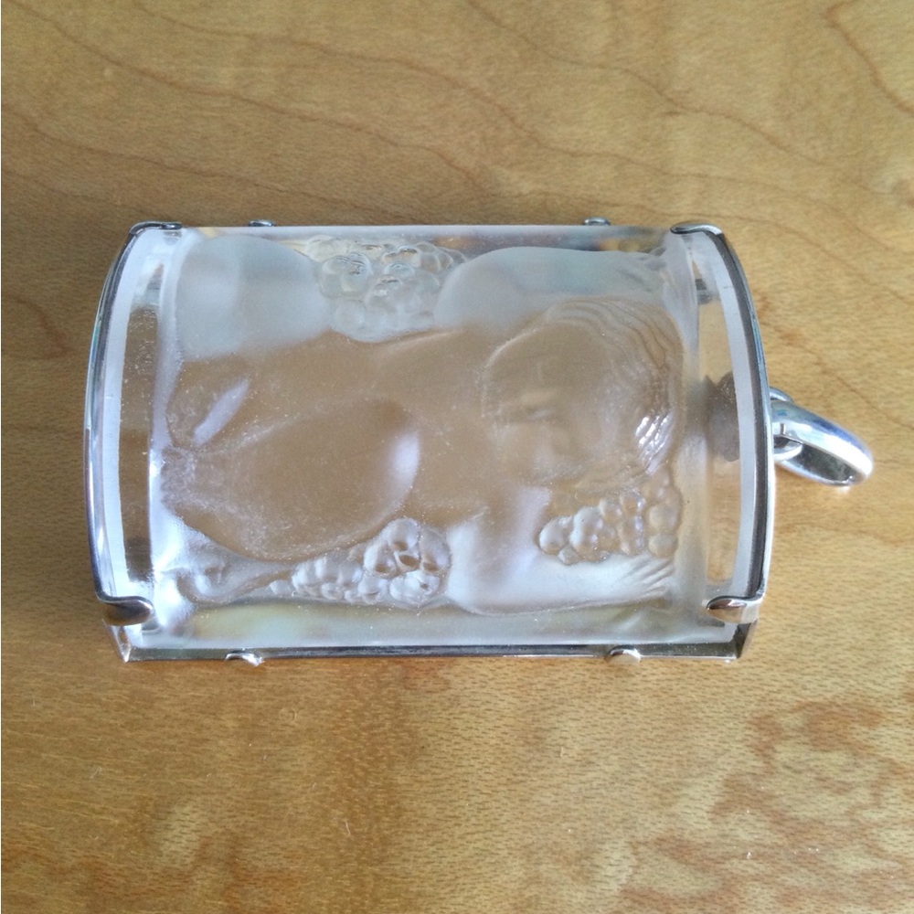 Lalique Enfants Pendant - Picture 9 of 12